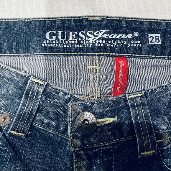Guess sz 28 daredevil boot cut low rise approx 8 - 8.5 inches - Picture 3 of 13